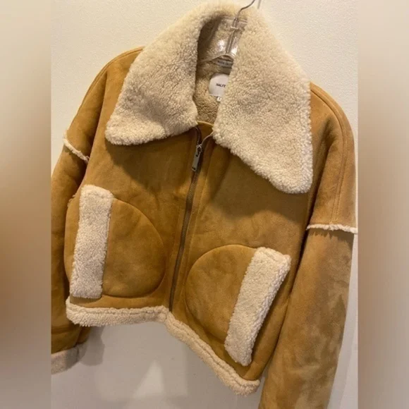 HALFBOY Short Cropped Aviator Shearling Jacket - Picture 7 of 11